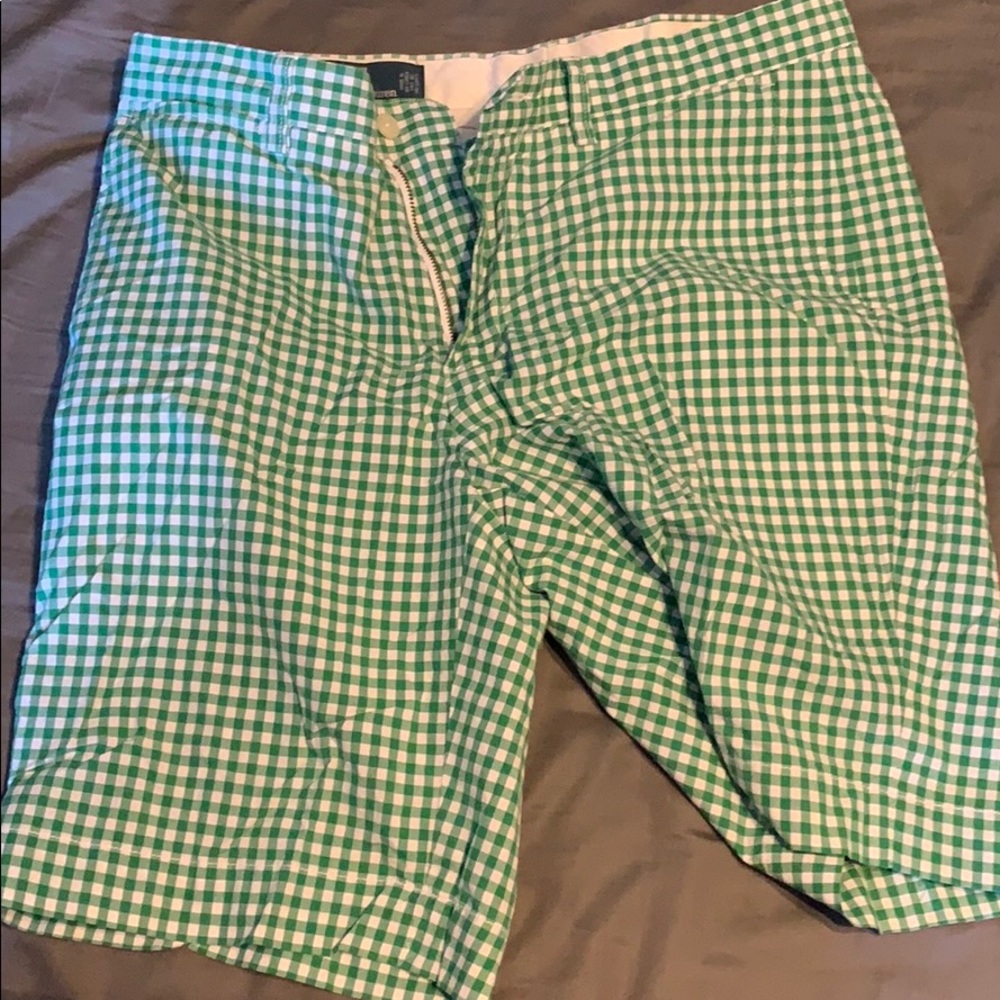 Green khaki pants polo